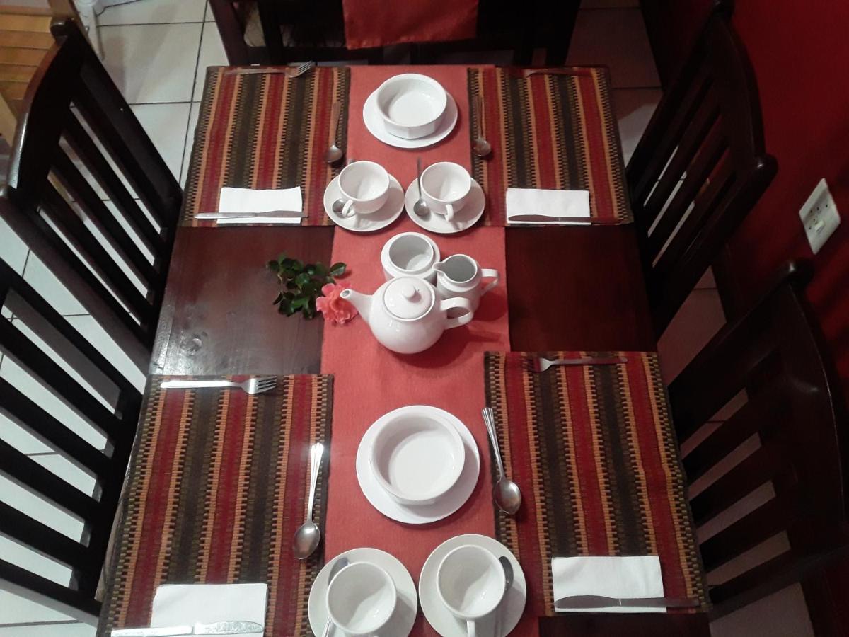 Vuya Nathi Bed And Breakfast มันซีนี ภายนอก รูปภาพ