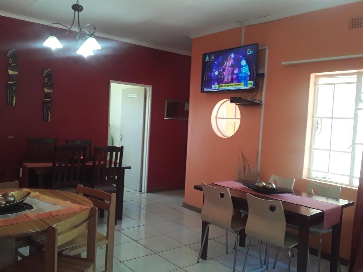 Vuya Nathi Bed And Breakfast มันซีนี ภายนอก รูปภาพ