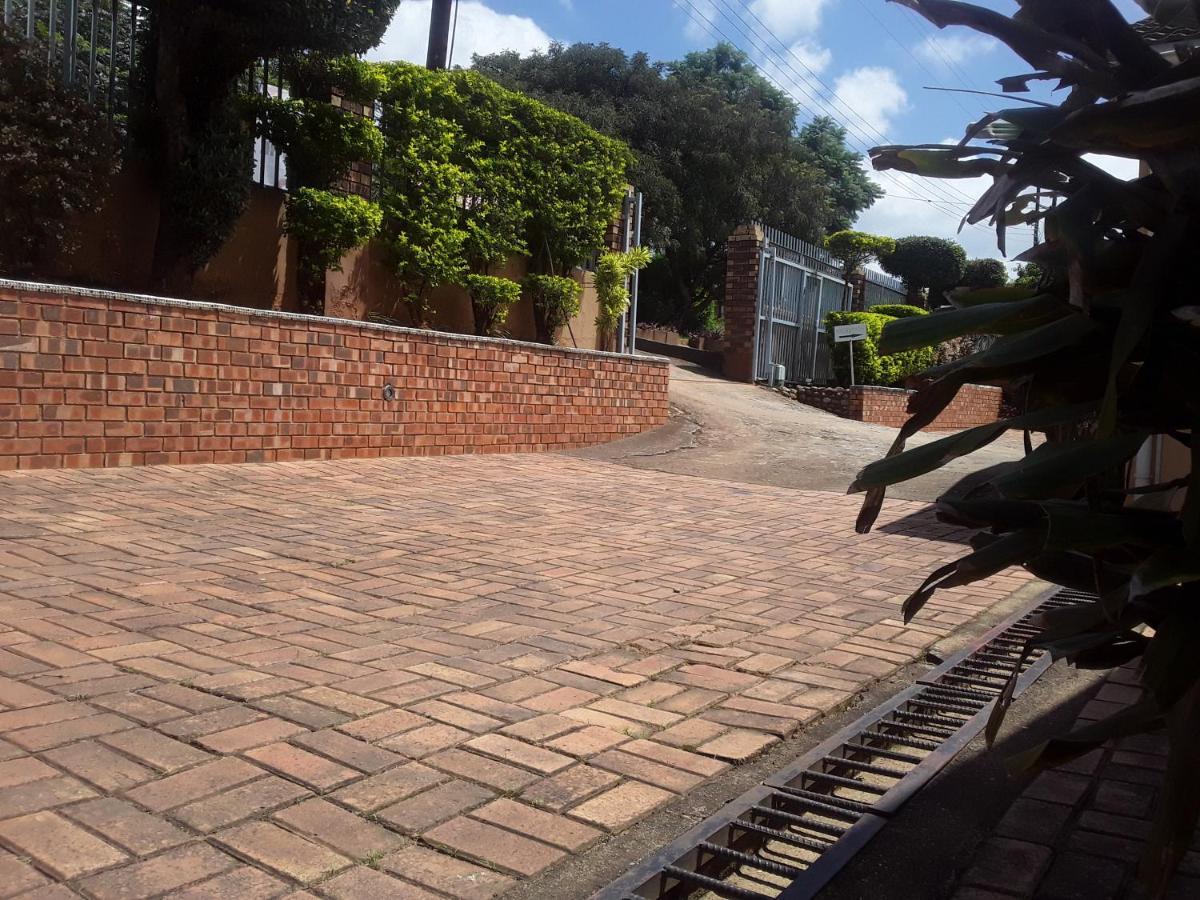 Vuya Nathi Bed And Breakfast มันซีนี ภายนอก รูปภาพ
