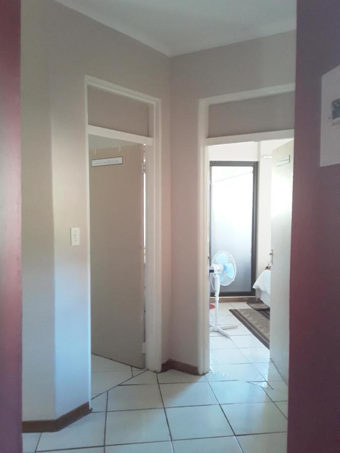 Vuya Nathi Bed And Breakfast มันซีนี ภายนอก รูปภาพ
